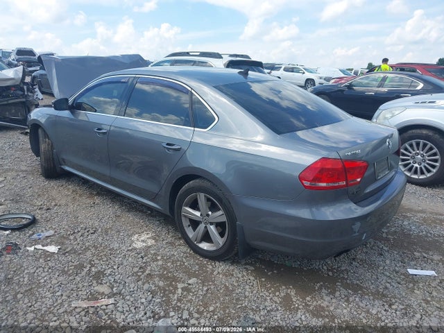 2015 Volkswagen Passat 1.8t Limited Edition მანქანა იყიდება აუქციონზე, vin: 1VWAS7A33FC074551, აუქციონის ნომერი: 45584493
