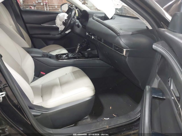 45584499 :رقم المزاد ، 3MVDMBCL8MM318196 vin ، 2021 Mazda Cx-30 Preferred مزاد بيع
