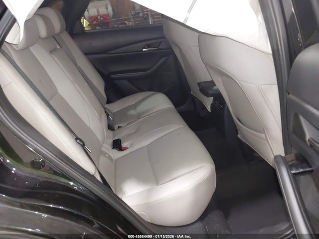 45584499 :رقم المزاد ، 3MVDMBCL8MM318196 vin ، 2021 Mazda Cx-30 Preferred مزاد بيع