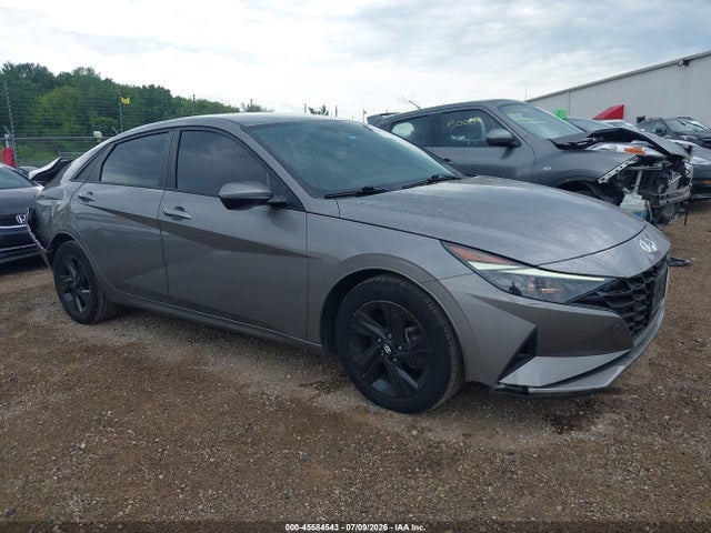 Продажа на аукционе авто 2022 Hyundai Elantra Sel, vin: KMHLS4AG1NU369617, номер лота: 45584543