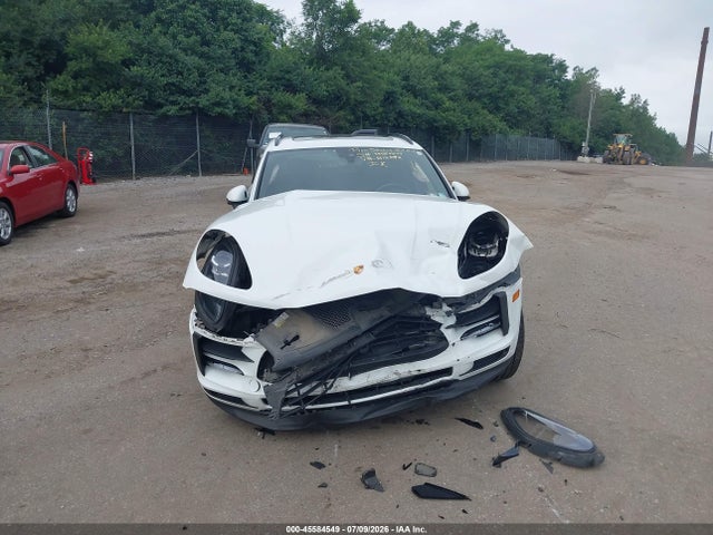 Porsche Macan 2021 WP1AA2A58MLB12572 Image 12