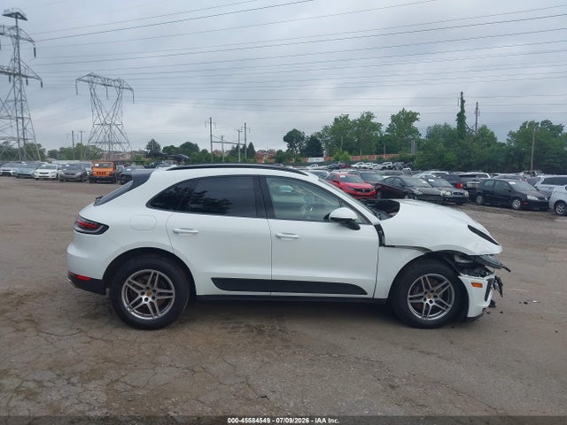 Porsche Macan 2021 WP1AA2A58MLB12572 Image 13