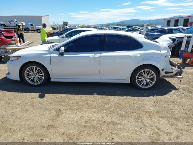 4T1B11HK0JU507455 Toyota CAMRY XLE
