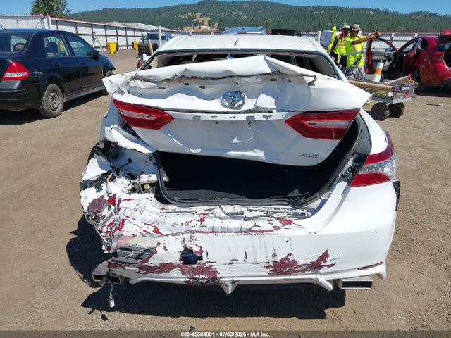 4T1B11HK0JU507455 Toyota CAMRY XLE