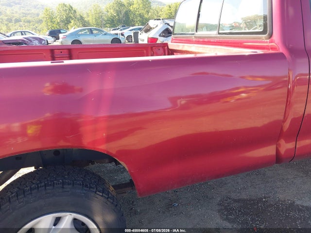 45584608 :رقم المزاد ، 5TBJN32121S129104 vin ، 2001 Toyota Tundra مزاد بيع