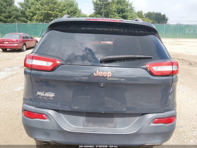 45584662 :رقم المزاد ، 1C4PJMCB0HW563557 vin ، 2017 Jeep Cherokee 75th Anniversary Edition مزاد بيع