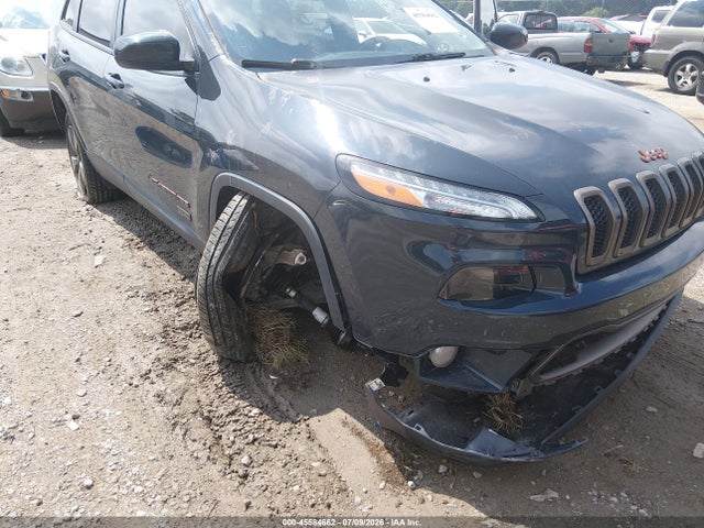 45584662 :رقم المزاد ، 1C4PJMCB0HW563557 vin ، 2017 Jeep Cherokee 75th Anniversary Edition مزاد بيع