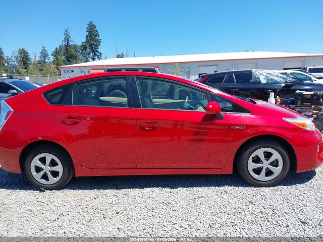 Toyota Prius Two 2014 JTDKN3DU2E0372505 Image 14