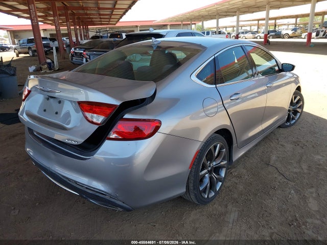 Chrysler 200 Limited 2015 1C3CCCAG0FN731609 Image 4
