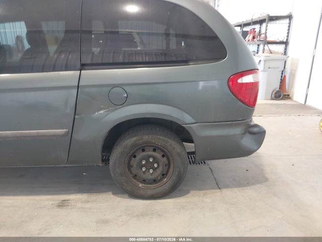 45584753 :رقم المزاد ، 1D4GP24RX5B272374 vin ، 2005 Dodge Caravan Se مزاد بيع