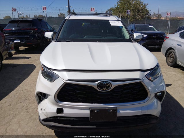 Toyota Highlander Xle 2023 5TDKDRAH8PS520170 Image 12