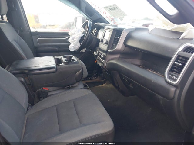 Aukcja sprzedaży 2022 Ram 1500 Big Horn  4x2 6'4 Box, vin: 1C6RREBT3NN311893, numer aukcji: 45584840