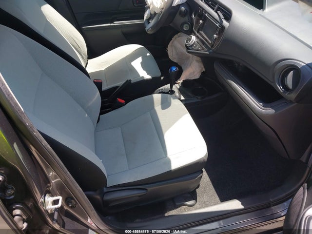 Продажа на аукционе авто 2016 Toyota Prius C One, vin: JTDKDTB30G1129172, номер лота: 45584875