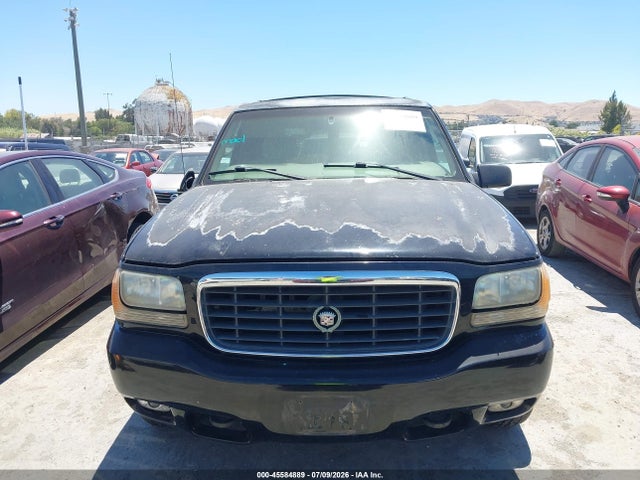 2000 Cadillac Escalade Standard მანქანა იყიდება აუქციონზე, vin: 1GYEK63R9YR202477, აუქციონის ნომერი: 45584889