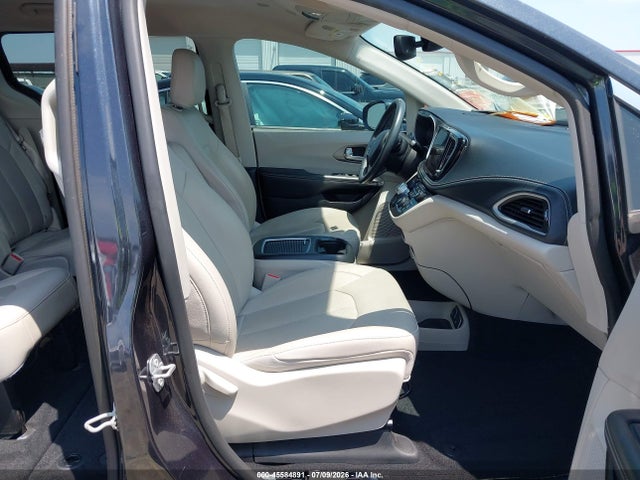 45584891 :رقم المزاد ، 2C4RC1BG4MR517215 vin ، 2021 Chrysler Pacifica Touring L مزاد بيع