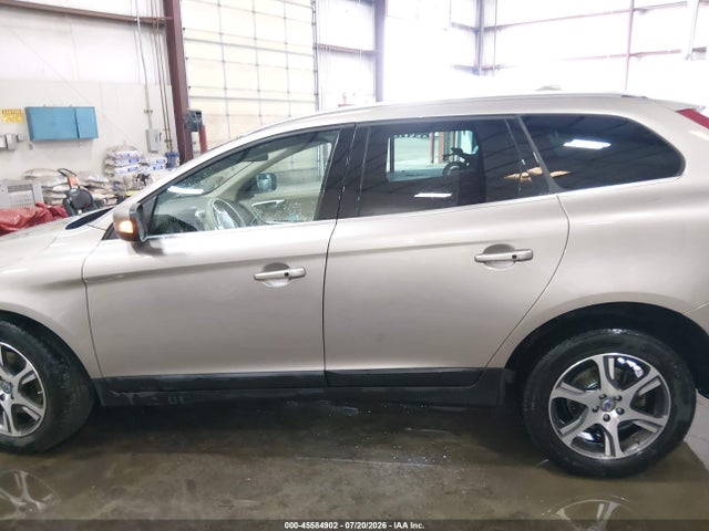 45584902 :رقم المزاد ، YV4902DZ8C2310754 vin ، 2012 Volvo Xc60 T6/t6 Platinum/t6 Premier Plus/t6 R-design/t6 R-design Platinum/t6 R-design Premier Plus مزاد بيع
