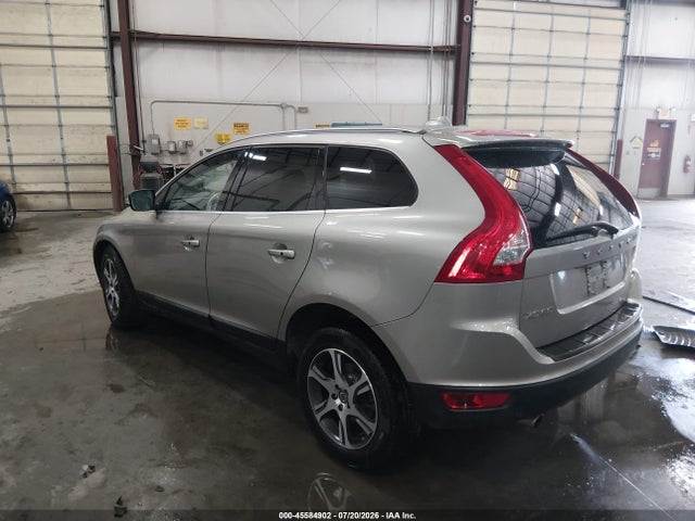 45584902 :رقم المزاد ، YV4902DZ8C2310754 vin ، 2012 Volvo Xc60 T6/t6 Platinum/t6 Premier Plus/t6 R-design/t6 R-design Platinum/t6 R-design Premier Plus مزاد بيع