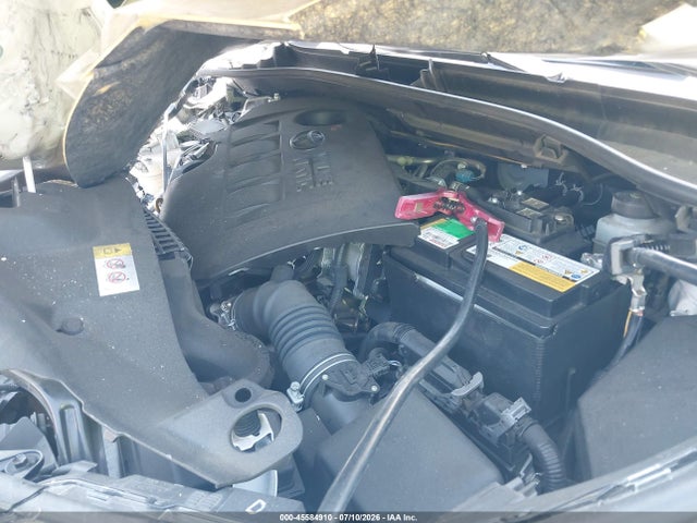 Toyota C-HR LE 2021 JTNKHMBX1M1098261 Image 10