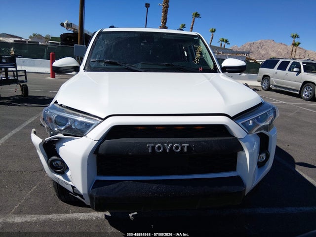 Toyota 4RUNNER SR5 2021 JTEEU5JR5M5243618 Image 11