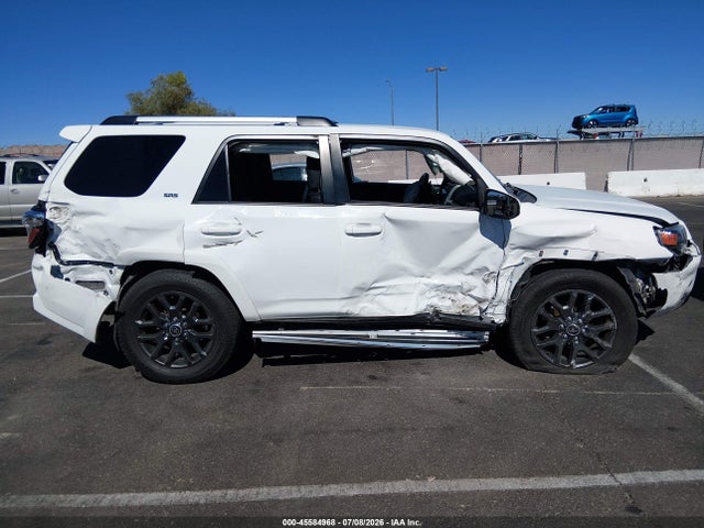 Toyota 4RUNNER SR5 2021 JTEEU5JR5M5243618 Image 12