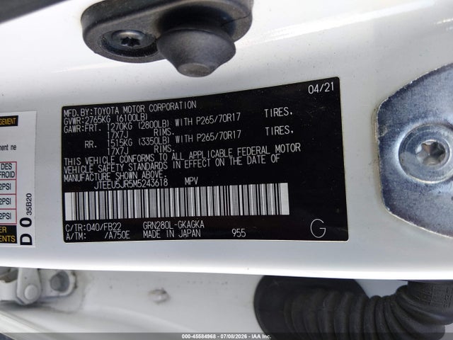 Toyota 4RUNNER SR5 2021 JTEEU5JR5M5243618 Image 9