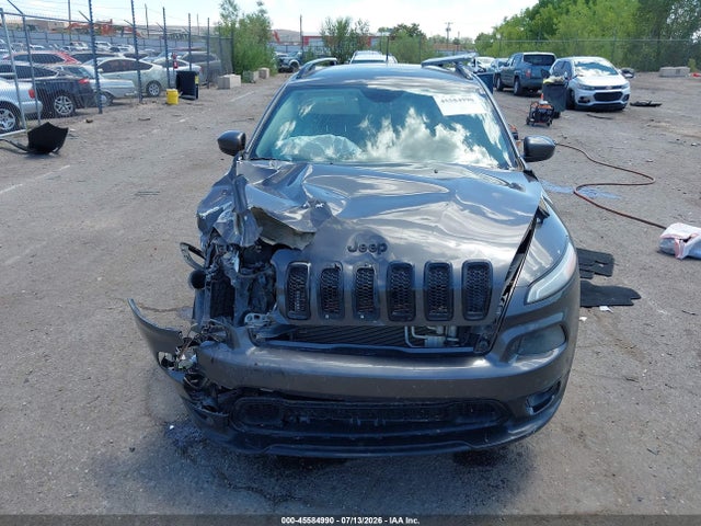 1C4PJLCX1JD606049 Jeep Cherokee Latitude Tech Connect Fwd