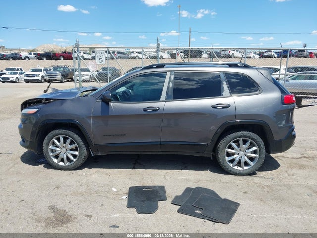 1C4PJLCX1JD606049 Jeep Cherokee Latitude Tech Connect Fwd