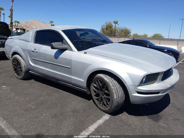 2008 Ford Mustang V6 Deluxe/v6 Premium მანქანა იყიდება აუქციონზე, vin: 1ZVHT80N785196678, აუქციონის ნომერი: 45585007