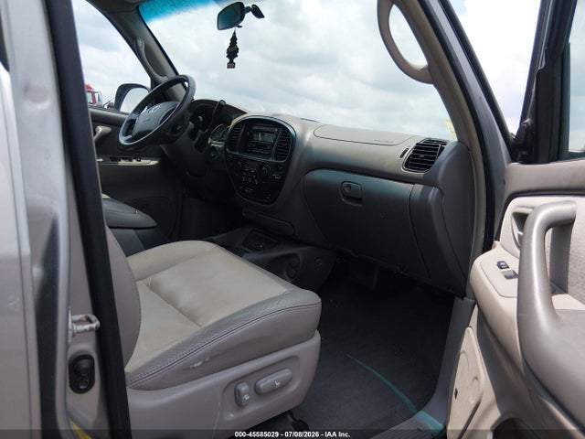 45585029 :رقم المزاد ، 5TDBT44A27S284586 vin ، 2007 Toyota Sequoia Sr5 مزاد بيع
