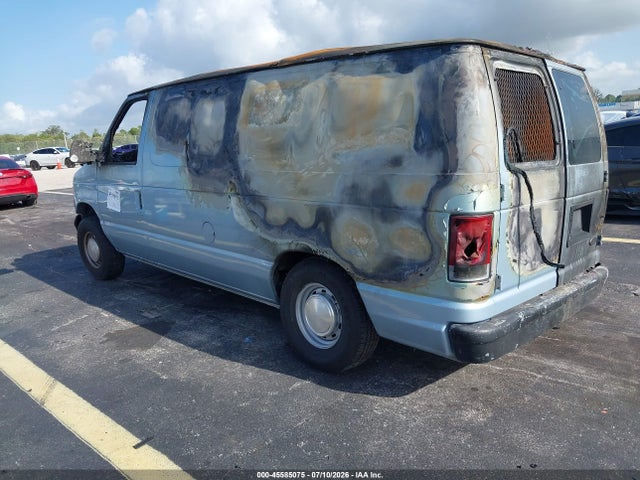 45585075 :رقم المزاد ، 1FTRE1423YHB20057 vin ، 2000 Ford E-150 Commercial/recreational مزاد بيع