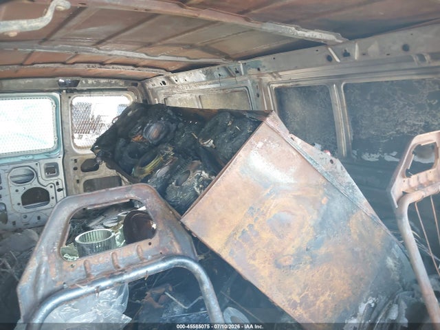 45585075 :رقم المزاد ، 1FTRE1423YHB20057 vin ، 2000 Ford E-150 Commercial/recreational مزاد بيع