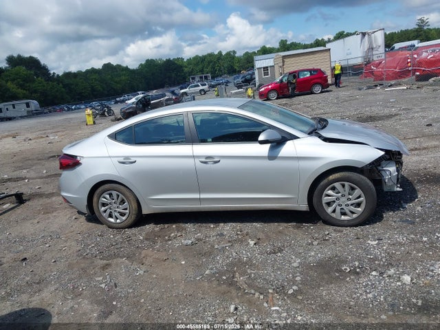 KMHD74LF6KU788911 Hyundai ELANTRA SE