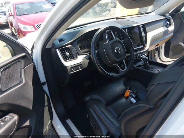 45585184 :رقم المزاد ، YV4102RL5M1686207 vin ، 2021 Volvo Xc60 T5 Inscription مزاد بيع
