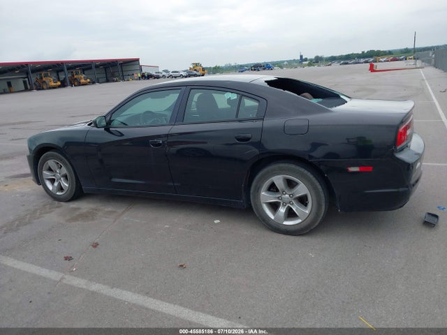2C3CDXBG9EH366499 Dodge Charger Se