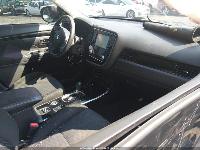2020 Mitsubishi Outlander Es 2.4 S-awc მანქანა იყიდება აუქციონზე, vin: JA4AZ3A38LZ026604, აუქციონის ნომერი: 45585188