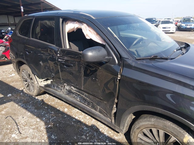 2020 Mitsubishi Outlander Es 2.4 S-awc მანქანა იყიდება აუქციონზე, vin: JA4AZ3A38LZ026604, აუქციონის ნომერი: 45585188