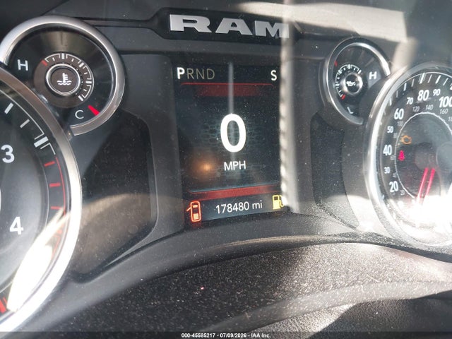 Продажа на аукционе авто 2019 Ram 2500 Big Horn  4x4 6'4 Box, vin: 3C6UR5DL4KG683402, номер лота: 45585217