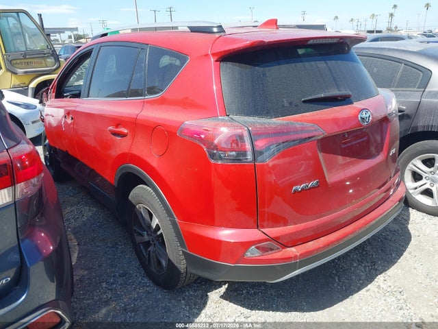 Toyota Rav4 Xle 2017 JTMWFREV9HJ108897 Image 3