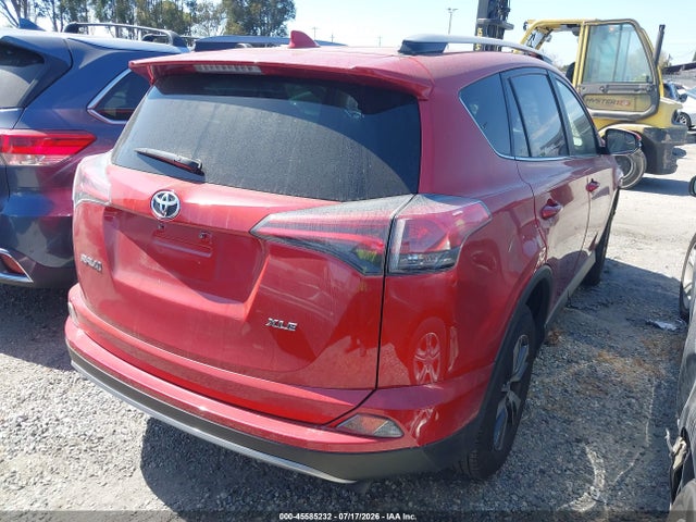 Toyota Rav4 Xle 2017 JTMWFREV9HJ108897 Image 4