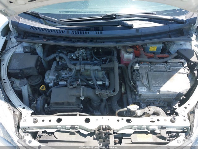 JTDKDTB36F1091607 Toyota Prius C Three
