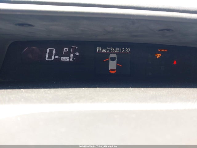 JTDKDTB36F1091607 Toyota Prius C Three