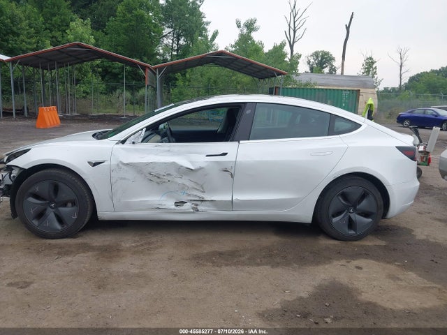 Продаж на аукціоні авто 2019 Tesla Model 3 Long Range/mid Range/standard Range/standard Range Plus, vin: 5YJ3E1EA7KF484002, номер лоту: 45585277