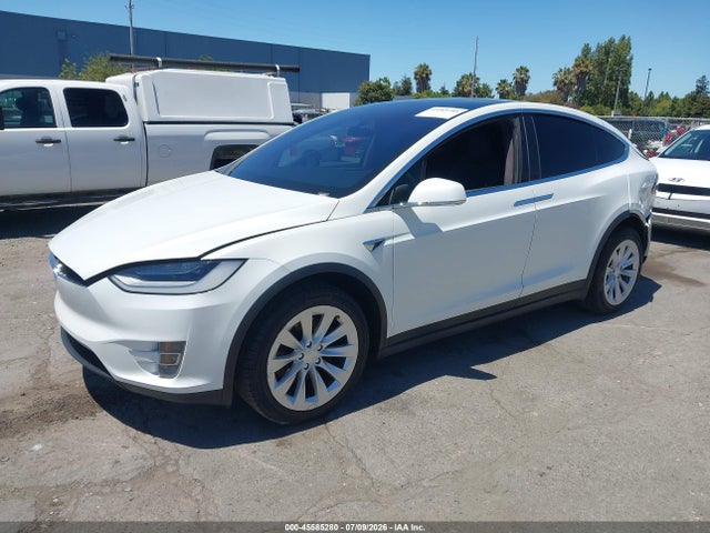 Продажа на аукционе авто 2020 Tesla Model X Long Range Dual Motor All-wheel Drive/long Range Plus Dual Motor All-wheel Drive, vin: 5YJXCAE26LF242156, номер лота: 45585280