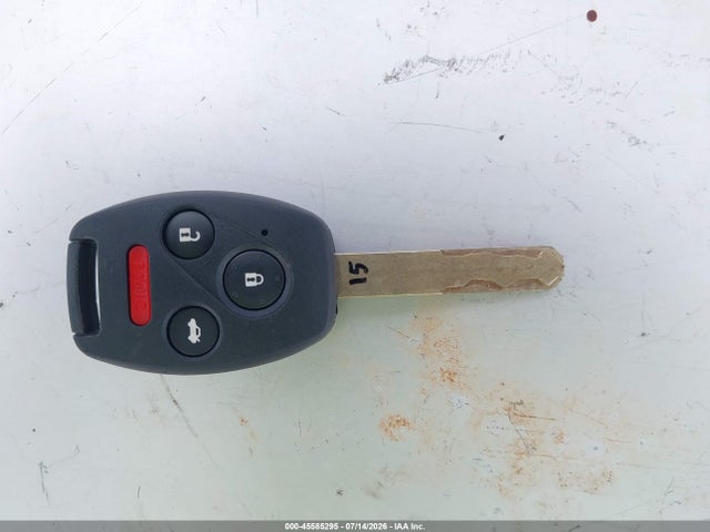 5FNYF3H2XFB013390 Honda PILOT LX