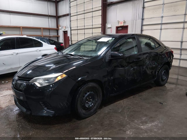 Toyota COROLLA LE 2016 5YFBURHE3GP552285 Image 2