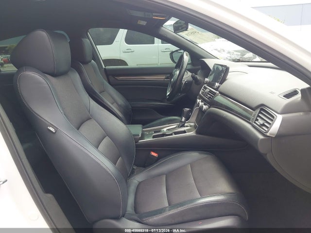 1HGCV1F39JA128630 Honda Accord Sport
