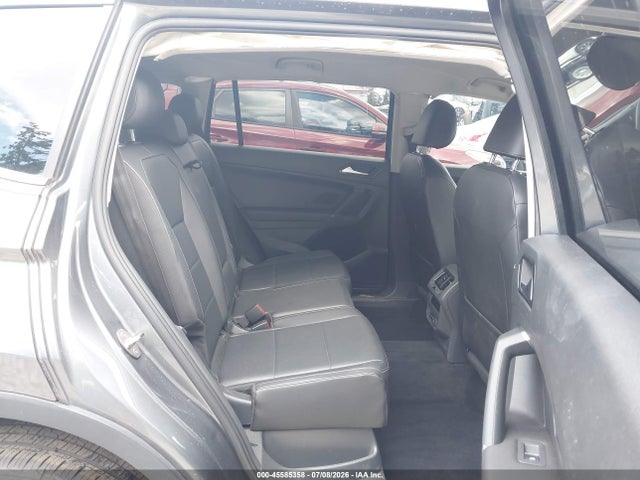 3VV2B7AX1JM081047 Volkswagen Tiguan 2.0t Se/2.0t Sel