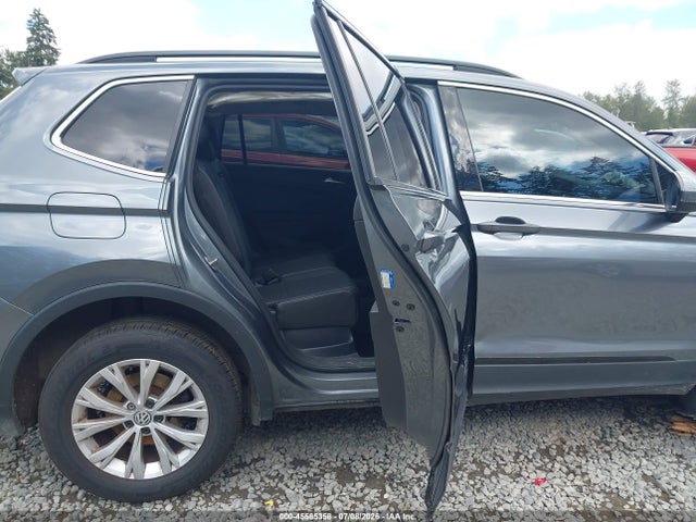 3VV2B7AX1JM081047 Volkswagen Tiguan 2.0t Se/2.0t Sel