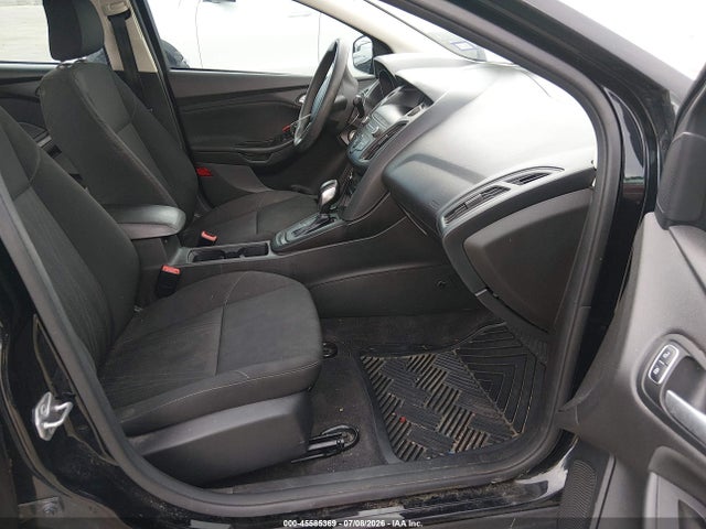 1FADP3F26JL222510 Ford FOCUS SE