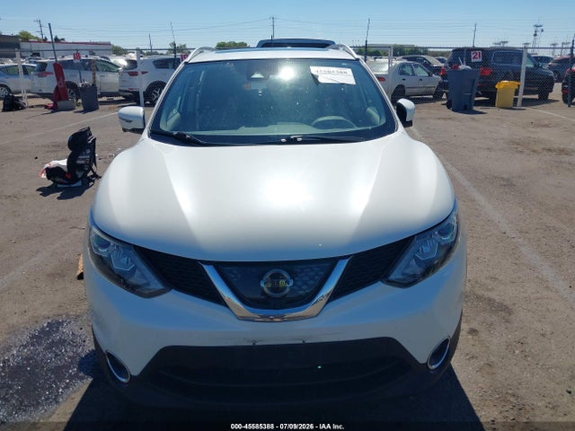 JN1BJ1CR7HW142296 Nissan Rogue Sport Sl